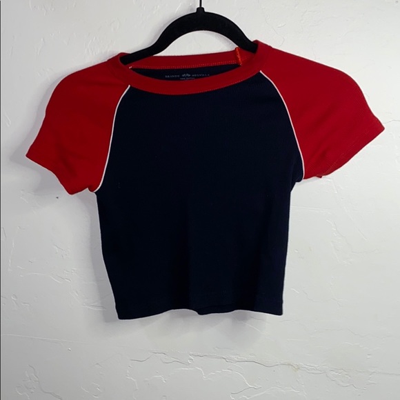 Crop top - Picture 3 of 4